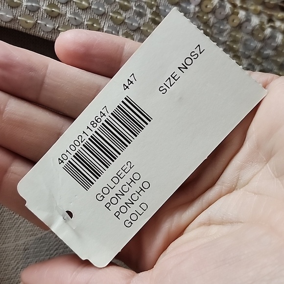 CHICO’S Womens Cap Sleeve  Poncho Stretch V Neck Top Gold Sequin Overlay - Picture 4 of 7